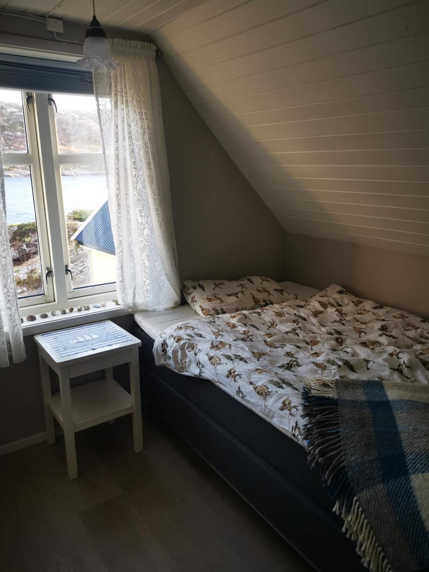 Sea-view House In Sund Sund (Nordland)