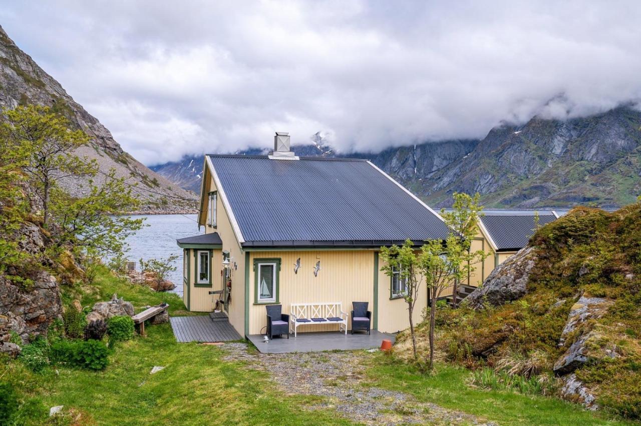 Sea-view House In Sund Sund (Nordland)